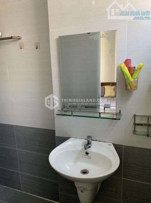 BÁN NHÀ ĐẸP 1T3L HẺM THUỲ VÂN CÁCH BIỂN VÀI PHÚT ĐI BỘ, NGANG 5M - GIÁ 10.6 TỶ - 2
