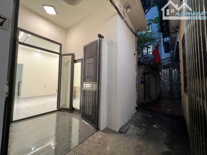 Cần Bán Gấp Căn Nhà Full NT Siêu Rộng,Siêu Đẹp Ở Mỗ Lao,HĐ,Ô Tô Đỗ Gần.Giá 8.5Tỷ Có TL - 2