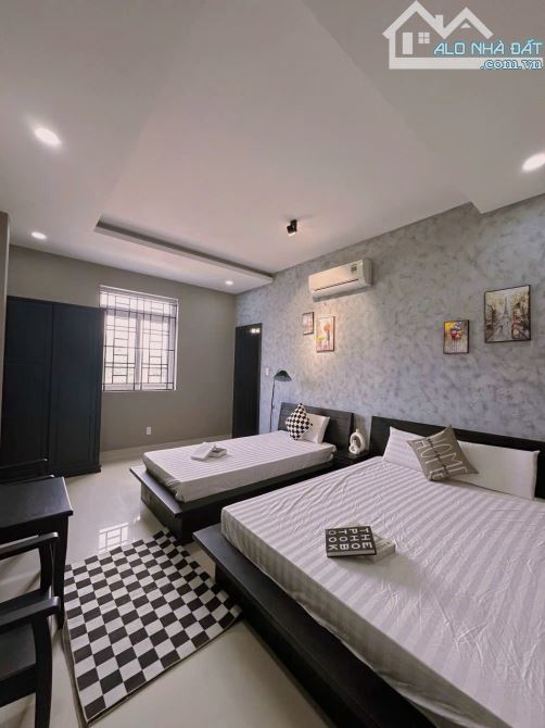 CG.BÁN TOÀ NHÀ KHÁCH SẠN 24P ,mặt tiền đường hoàng hữu nam ,tp.thủ đức, 304m2- giá - 40ty - 2