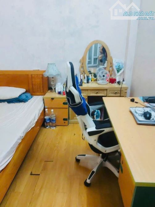 Cho thuê nhà ở Phú Đô, Nam Từ Liêm, 35m2*4 tầng, 4 ngủ,11 triệu - 2