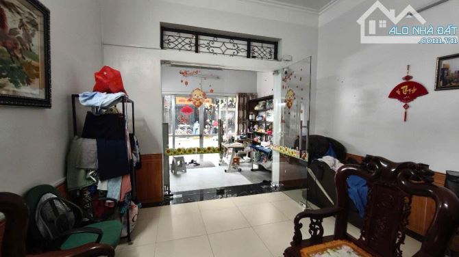 MẶT PHỐ ĐỨC GIANG 90M-3 TẦNG-4,5MT.20 TỶ VỈA HÈ - KINH DOANH SẦM UẤT - 2