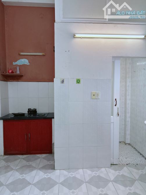 Cho con Du học Tôi cần bán gấp Căn nhà 4 Tầng - 5 PN, Đường Cao Văn Lầu giá 5.5 Tỷ - 2
