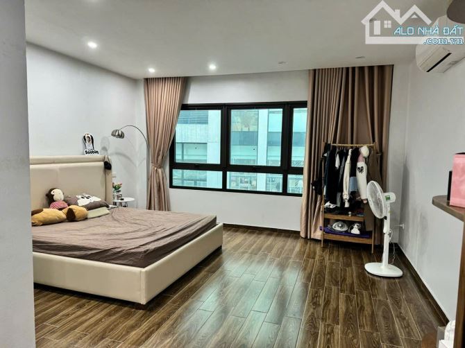Nhà đẹp 7 tầng đường Cầu Giấy, 3  bước ra đường lớn, 60m2, 25 tỷ - 2