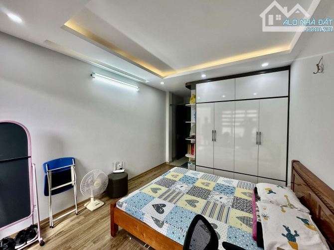 BÁN NHÀ PHỐ KHƯƠNG ĐÌNH - THANH XUÂN - FUL NỘI THẤT -  30M X 5 TẦNG - MT 3.3M - 2