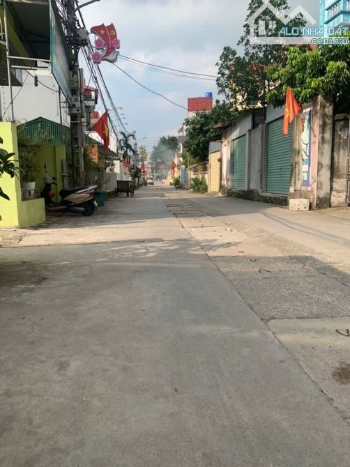 LỘC HÀ MAI LÂM TRỤC CHÍNH KINH DOANH OTO TRÁNH  - SẴN NHÀ 2 TẦNG CHO THUÊ DÒNG TIỀN - 2