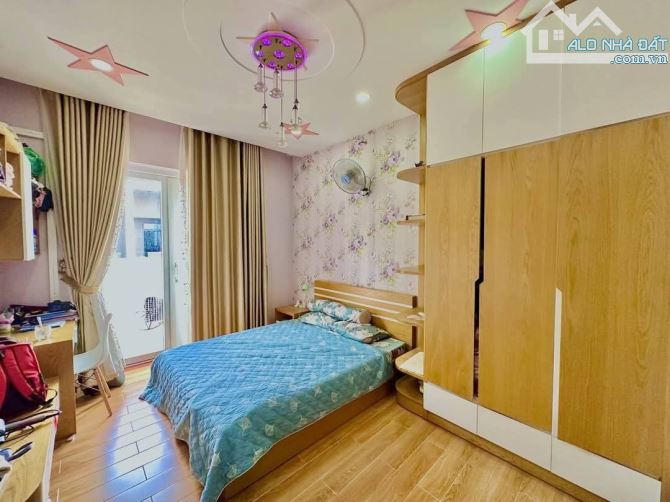 Bán nhà phường 15 Tân Bình, Tân Sơn, Hẻm 7m thông, 5x20m, 4 tầng, 11.x tỷ - 2