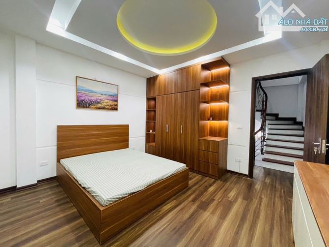 🏡BÁN NHÀ ĐẸP PHỐ ĐỘI CẤN - CÁCH PHỐ 100M - NGÕ RỘNG gần Ô TÔ TRÁNH 👉Nhà mới, thiết kế hi - 2