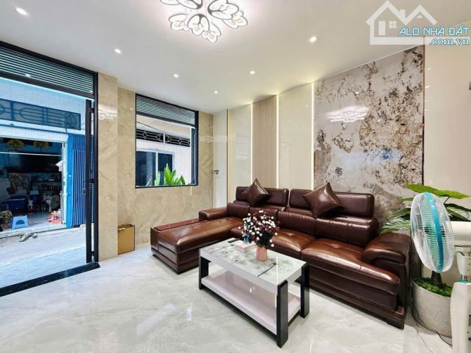 BÁN NHÀ HẺM 494 LÊ QUANG ĐỊNH, P1, GÒ VẤP – 48M² – NHÀ ĐẸP – NỞ HẬU CHỮ T – 5 TỶ - 2