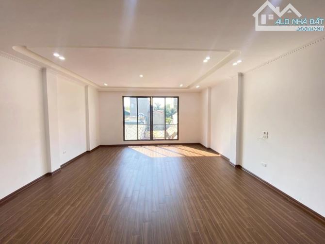 Bán nhà mặt phố Yên Lãng 65m2 vỉa hè rộng 2 mặt thoáng 23 tỷ - 2