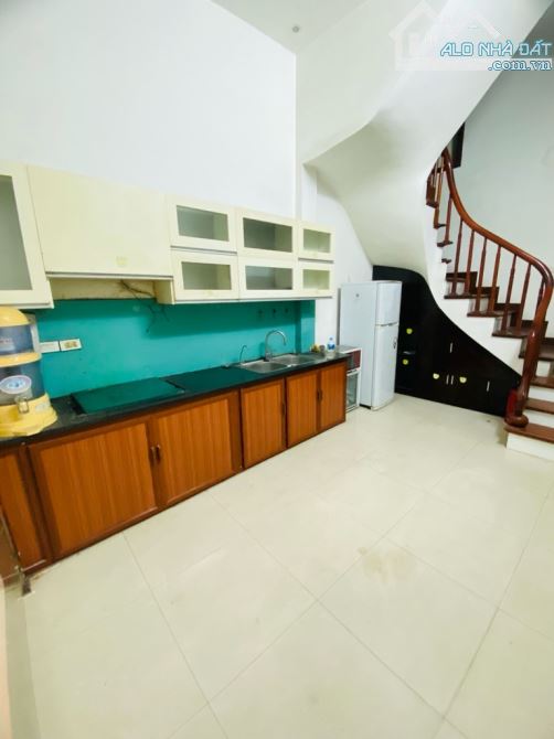Bán nhà Đào Tấn - Phân lô oto - Mặt ngõ kinh doanh - DT 42M X 5T - Giá 10,9 tỷ - 2