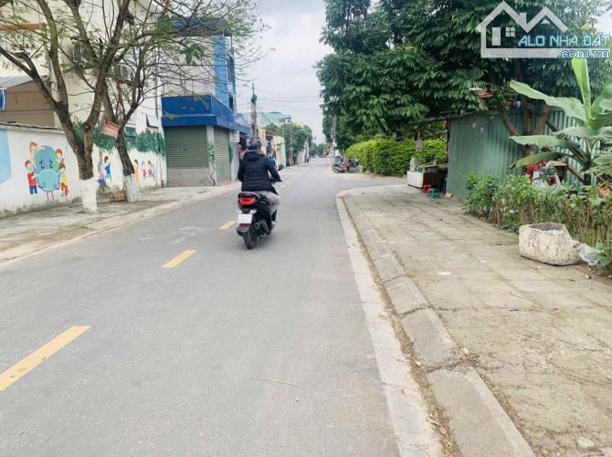Mrs Tâm bán đất mặt đường Cam Lộ, Hùng Vương, Hồng Bàng, Hải Phòng. 115m2- 3,8 tỷ - 2