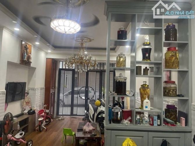 🏠 BÁN NHÀ 3 TẦNG – HẺM THÔNG QUỐC LỘ 13, 48M2 – GIÁ 5,6 TỶ P.HIỆP BÌNH CHÁNH, THỦ ĐỨC - 2