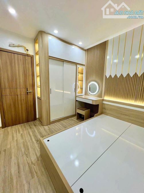 SIÊU PHẨM CĂN HỘ MỚI - KHU ĐÔ THỊ PHÁT TRIỂN - TIỆN ÍCH - 2
