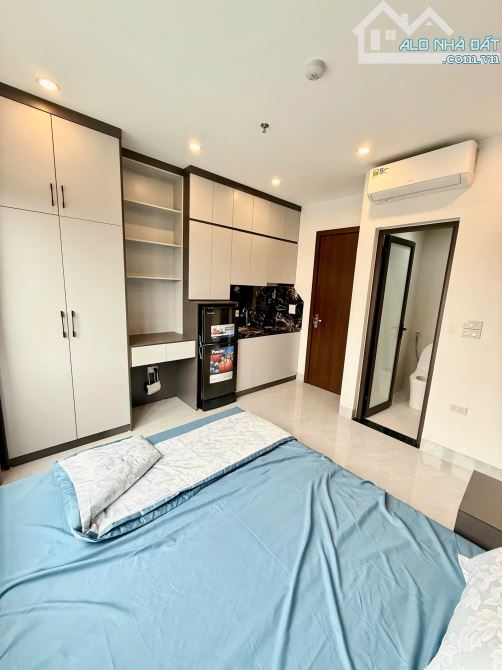 BÁN TOÀ CCMINI LÔ GÓC, CẦU, 70 M²,6TẦNG, MT 5,5m , 20Phòng , DT 100trtháng ,Ngõ Thông To - 2