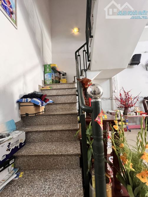 BÁN NHÀ ĐƯỜNG D5 ĐÔNG HƯNG THUẬN CHỈ SAU MẶT TIỀN 1 CĂN 68M6 GIÁ CHỈ HƠN 5 TỶ - 2