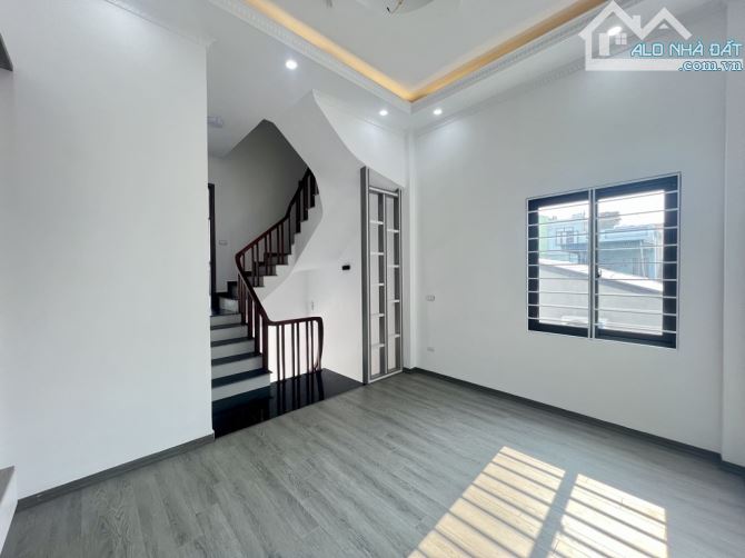 BÁN NHÀ VĨNH HƯNG ,LĨNH NAM, HOÀNG MAI 47M2 X3T GIÁ 4.8 TỶ - 2