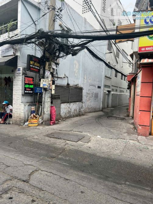 NHÀ NHỎ XINH PHÚ NHUẬN – HẺM THÔNG, GẦN MẶT TIỀN – 2PN, Ở NGAY - Giá 3,85tỷ - 2