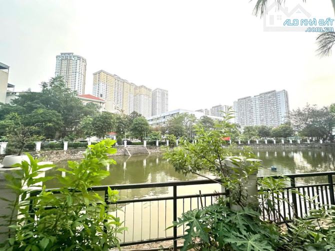 Bán Nhà Ngõ 422 Đường Kim Giang, Hoàng Mai, 46m2x4T, giá 8 tỷ, oto vào nhà - 2