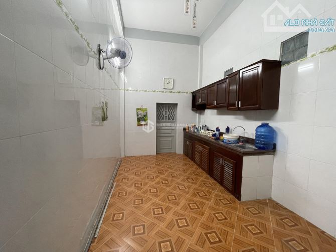 BÁN NHÀ 1T2L ĐƯỜNG PHAN BỘI CHÂU, CÁCH BIỂN CHỈ 5