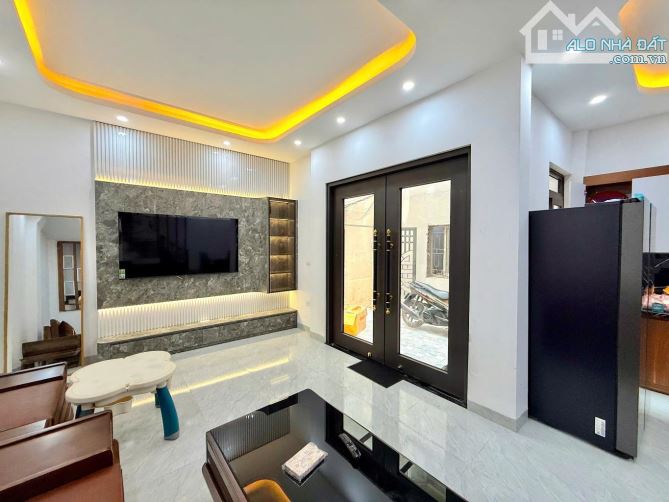 Bán nhà riêng Tứ Hiệp - thị trấn Văn Điển - 52m2/5 tầng - 2
