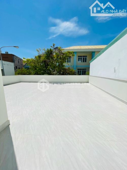 BÁN NHÀ 1T4L MẶT TIỀN ĐƯỜNG 30/4, FULL THỔ CƯ 192m2 (NGANG 9.8M )- GIÁ 35 TỶ - 2