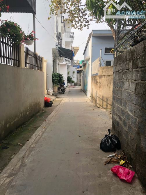 Bán lô góc 62m2 cạnh chợ Minh Kha. - 2