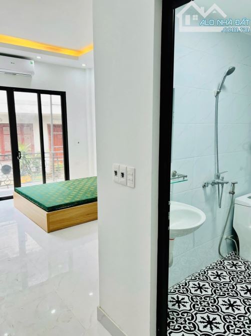 TOÀ CCMN TRUNG KÍNH - 9 PHÒNG - FULL KHÁCH – DÒNG TIỀN ỔN ĐỊNH 50TR/THÁNG - 2