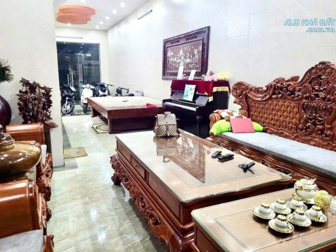 🏠 PHÂN LÔ TRẦN KHÁT CHÂN – HAI BÀ TRƯNG – 67M² – MẶT TIỀN 4.3M – GIÁ 13.2 TỶ - 2