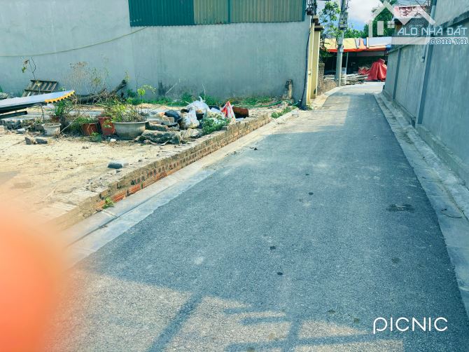 Bán 112m đất Bắc Hồng,Đông Anh gần cầu Nhật Tân giá chỉ 48tr/m2 - 2