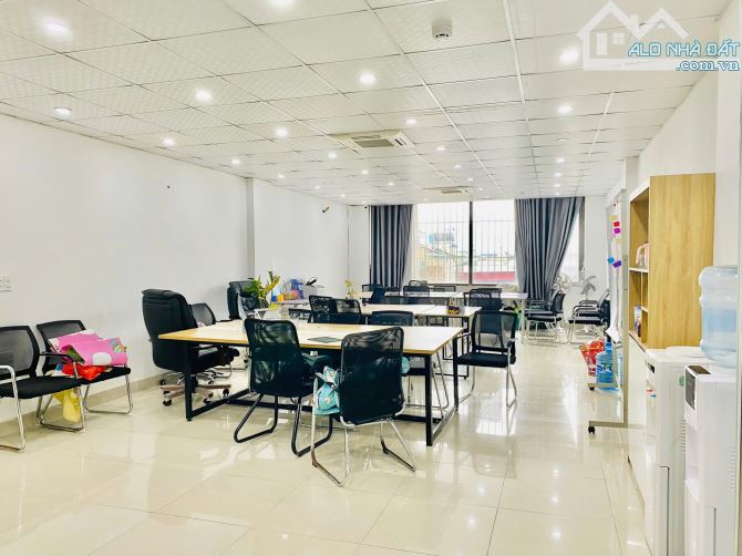 ❤️CHO THUÊ Sàn Văn Phòng Dịch Vọng Hậu, DT 210m, MT 7m, Thông sàn, thang máy - 2