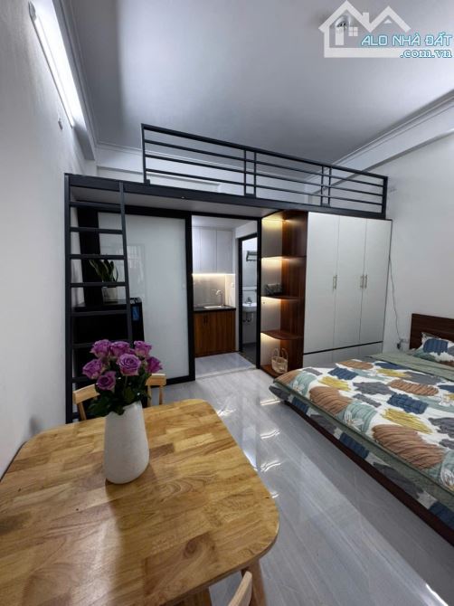 Cho Thuê CCMN 204 Trần Duy Hưng Cầu Giấy 30m2 Studio Gác Xép Ban Công Cửa Sổ Giặt Riêng TM - 2