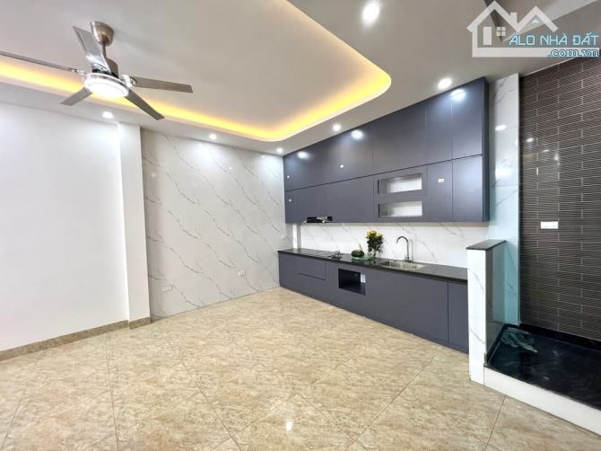 Tả Thanh Oai_ làng Tó 55m 5 tầng, hơn 5 tỷ - 2