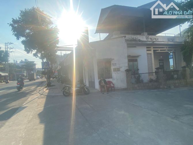Bán đất 3 mặt tiền đường Điện Biên Phủ cách biển 150m. giá hạ từ 21 tỷ xuống còn 17 tỷ 800 - 2