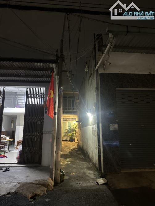 BÁN NHÀ, nguyễn văn quá, vị trí  đề bệp đông hưng thuận Quận 12,  giá siêu rẻ , chi 1.8 tỷ - 2