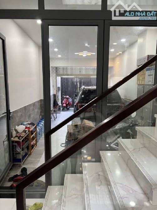 Nhà đẹp khu ven sông, 3 tầng, 102m², đường 10m, sát Gigamall Phạm Văn Đồng, giá 12,5 tỷ - 2