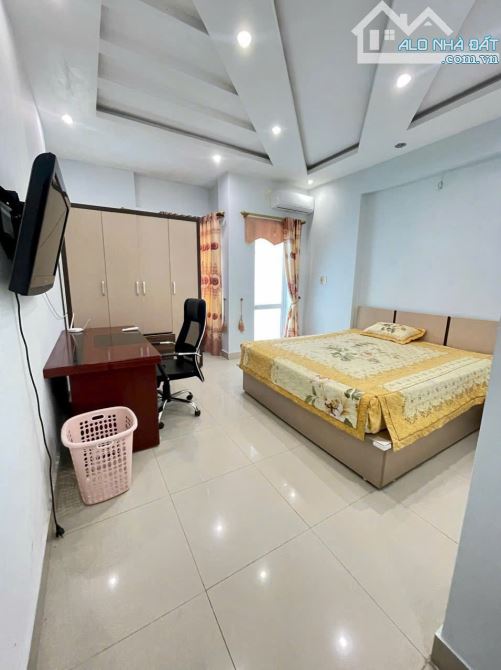 Bán nhà riêng tại Văn Cao giá mềm nhất khu vực - 3