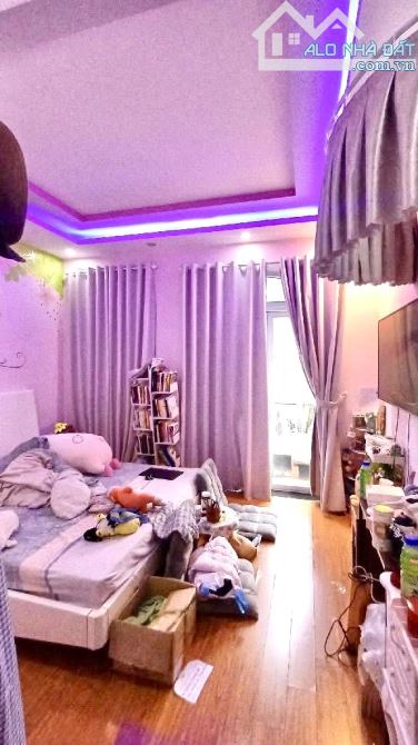 Phú Nhuận, Huỳnh Văn Bánh gần Trường Sa,gần HXH, 3 Tầng,62m2,nở hậu 4.2m, 7.75 Tỷ - 3