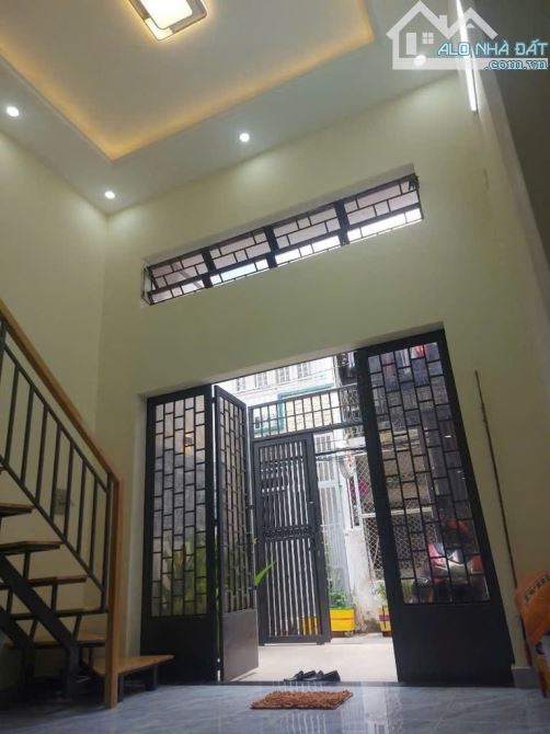 NHÀ GẦN NHÀ THỜ TÂN HOÀ- TRƯỜNG SA P13 PN- 3 TẦNG- 61M2- 7,5 TỶ - 3