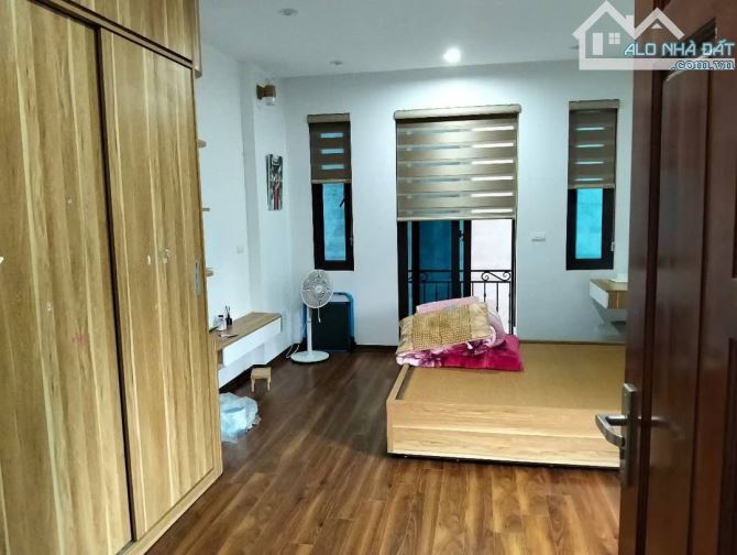 Chỉ 5.6 tỷ nhà 5 tầng, 3 ngủ tại Thụy Phương tặng Full nội thất, ô tô cách 10m - 3