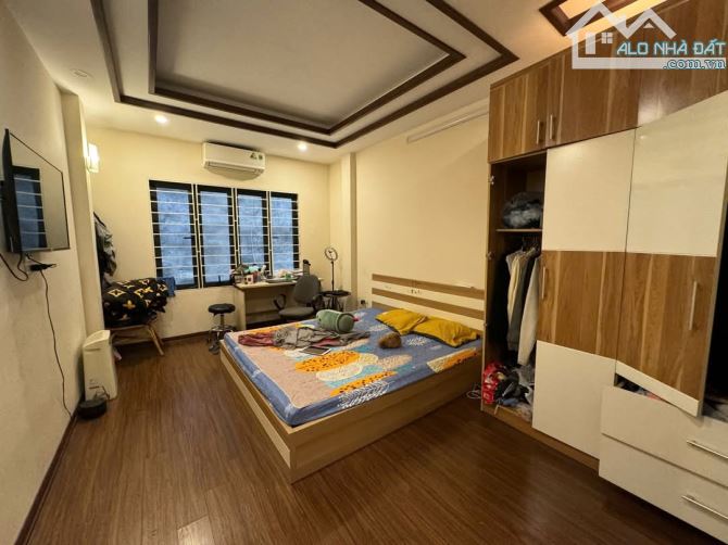 10m ra oto tránh, Nhà đẹp Trần Khát Chân, full nội thất, ngõ thoáng, Tây Bắc. Giá 6.6 tỷ - 3
