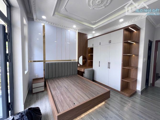 Siêu Phẩm Đẹp Lung Linh 5 Tầng 68m2 Gần Phạm Văn Đồng Linh Đông Thủ Đức Chỉ 8.7 tỷ Đẳng - 3