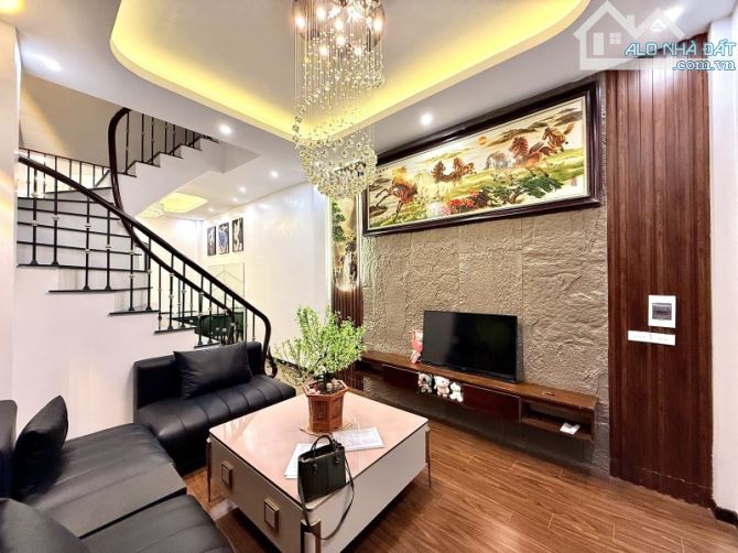 Bán nhà khu vực Hai Bà Trưng, hàng hiếm DT40m2;MT3,5;4T - 3