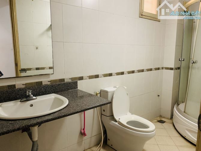 Bán Nhà Tây Tựu - Ô Tô Tránh-Đỗ-Vào Nhà - Thửa Vuông A4 - P.Lô- Ô Góc - 63m2 - 7.x Đồng - 3