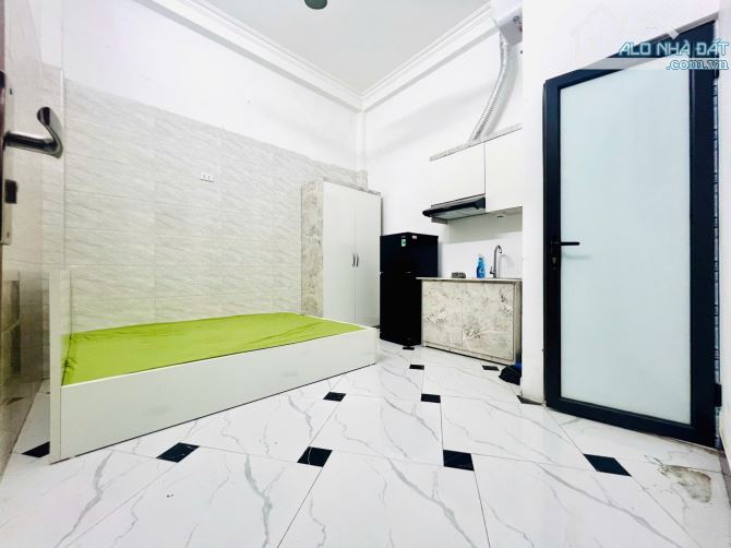 Bán CCMN Đường Mỹ Đình - LÔ GÓC - O TÔ - NGÕ THÔNG - TIỀM NĂNG - 45m2 - Nhỉnh 9 tỷ - 3