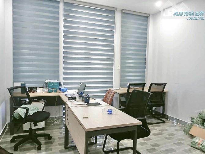 🌴 Ngay Vinhom, sát khu công nghệ cao - nhà 4 tầng 72mv, Hoàn công đủ, có giếng trời, hxh. - 3