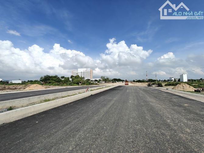 BÁN NHÀ LIÊN KẾ 3 TẦNG DỰ ÁN TÂY 3/2 (HODECO)_100M2 NGANG 5M_GIÁ 6.3 TỶ_CÁCH BIỂN 5 PHÚT - 3