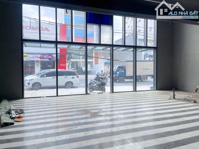 Nhà MT Đinh Bộ Lĩnh 10x10m Trệt.2Lầu.Vỉa hè rộng KD Đa Ngành - 3