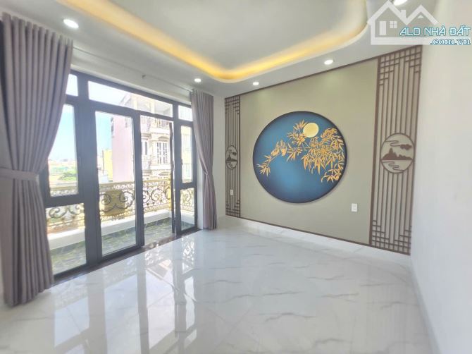 Nhà Hẻm Ô Tô Đường Lê Đình Cẩn, 5Lầu, 4 P.Ngủ, Sổ Hồng Hoàn Công đầy đủ - 6.9 tỷ (T.Lượng) - 3