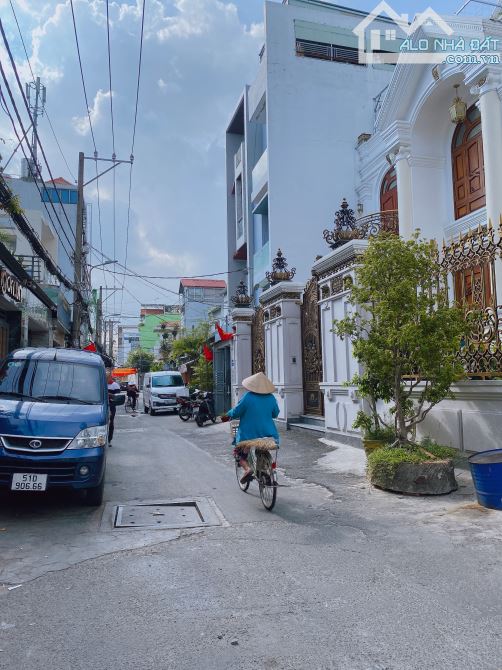 🌸 Mặt tiền hẻm kinh doanh, phường 11, Gò Vấp. 100m2 - 3