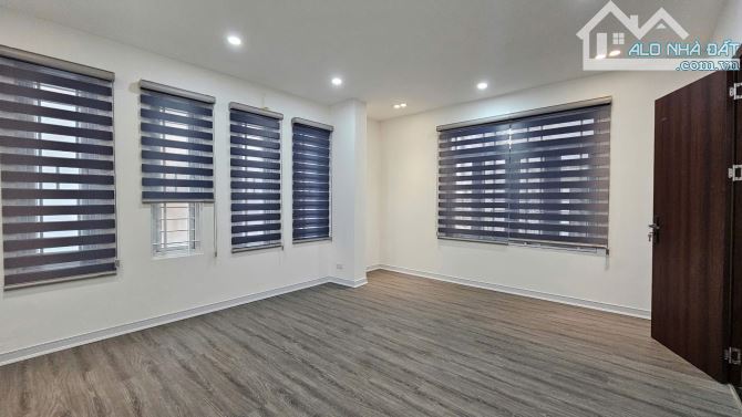 Nhà đẹp ở luôn, 7 phòng ngủ, 20m ra mặt đường Hoàng Hoa Thám, Ba Đình 53m2 giá 11.5 tỷ - 3